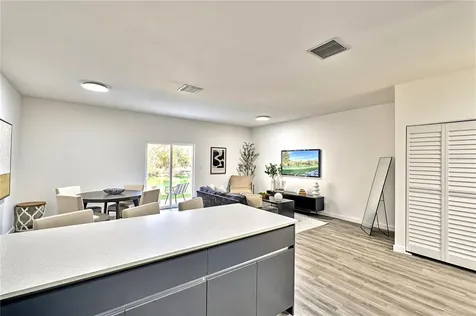 1593 NW 29th Road Gainesville FL 32605