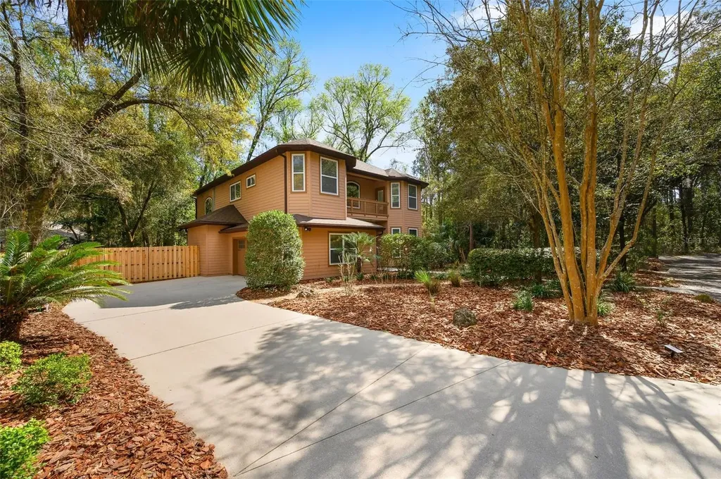 2163 SW 37th Court Gainesville FL 32608
