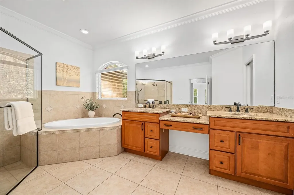 2163 SW 37th Court Gainesville FL 32608