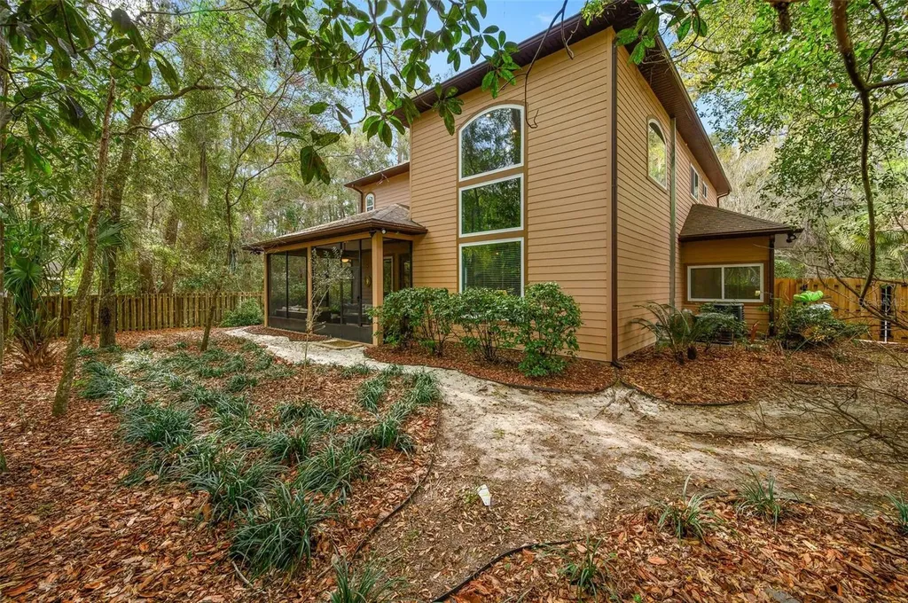 2163 SW 37th Court Gainesville FL 32608