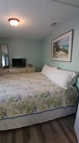 542 Division Street Tarpon Springs FL 34689