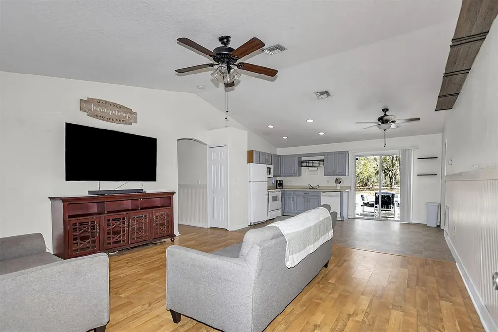 4963 SW Hyacinth Court Dunnellon FL 34431