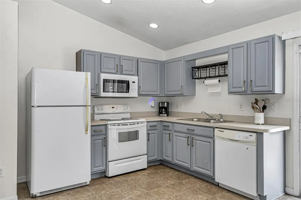 4963 SW Hyacinth Court Dunnellon FL 34431