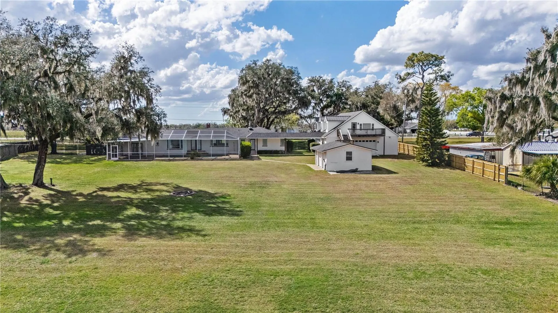 4019 Moores Lake Road Dover FL 33527