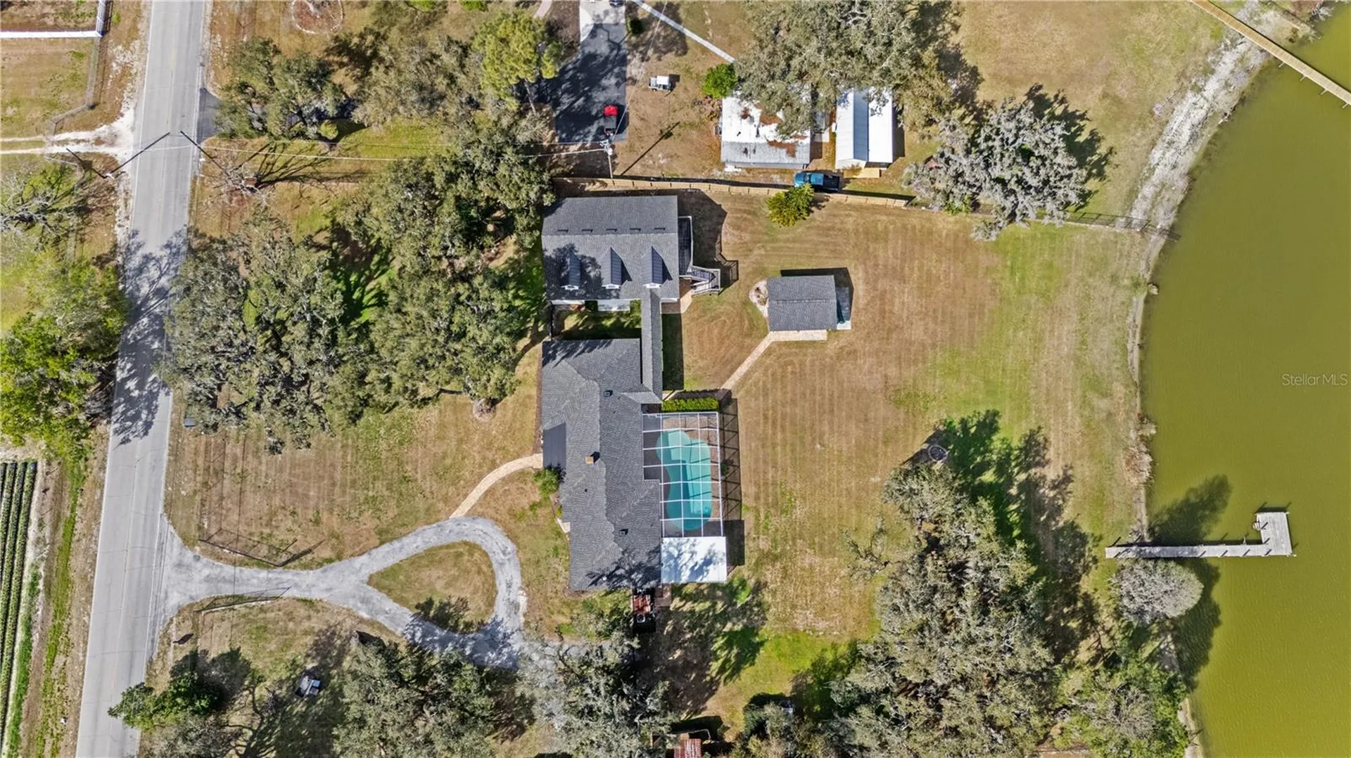 4019 Moores Lake Road Dover FL 33527