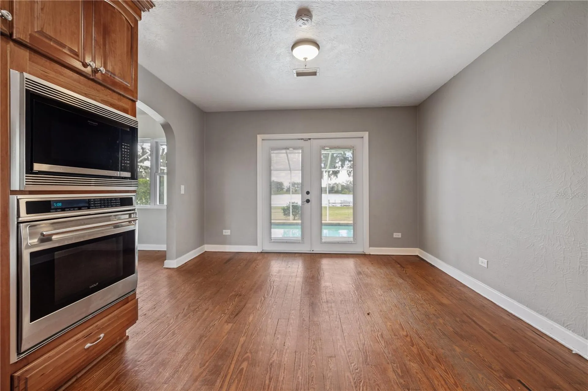 4019 Moores Lake Road Dover FL 33527
