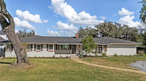 4019 Moores Lake Road Dover FL 33527