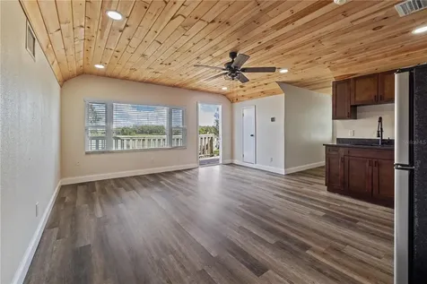 4019 Moores Lake Road Dover FL 33527
