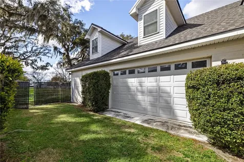 4019 Moores Lake Road Dover FL 33527