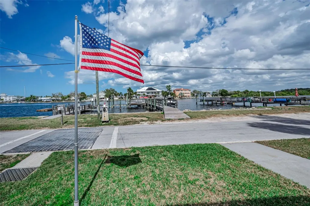 5038 Sunset Boulevard Port Richey FL 34668