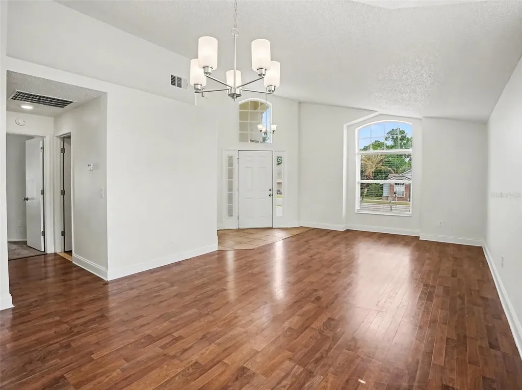 7242 Minippi Drive Orlando FL 32818