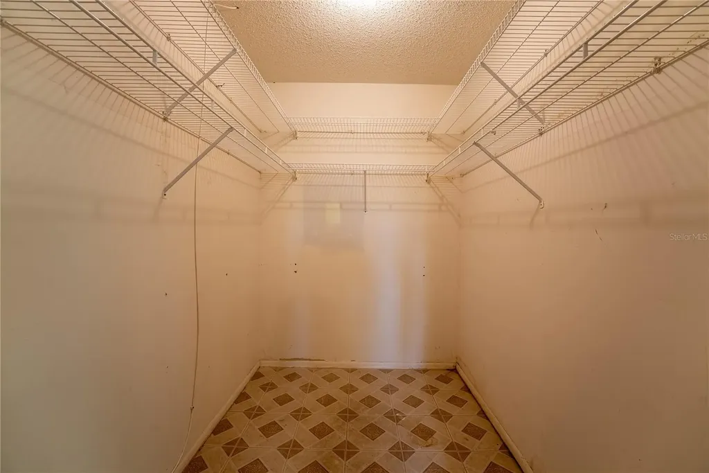 4991 Springwood Court Pinellas Park FL 33782