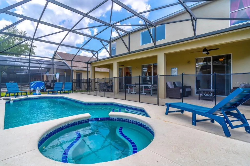 8512 Sunrise Key Drive Kissimmee FL 34747