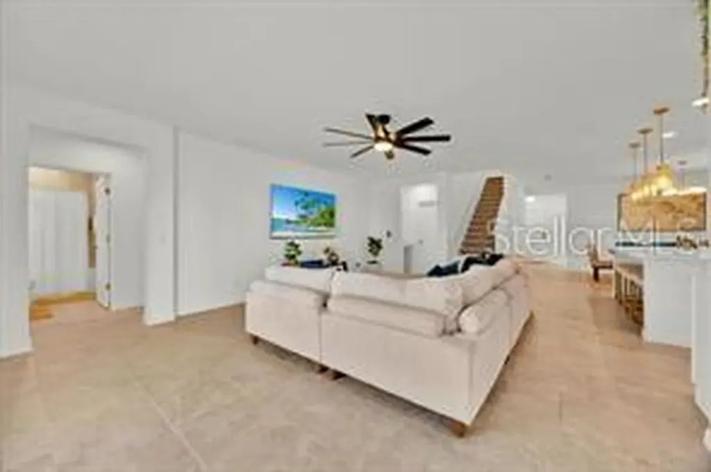 358 Hamlet Loop Davenport FL 33837