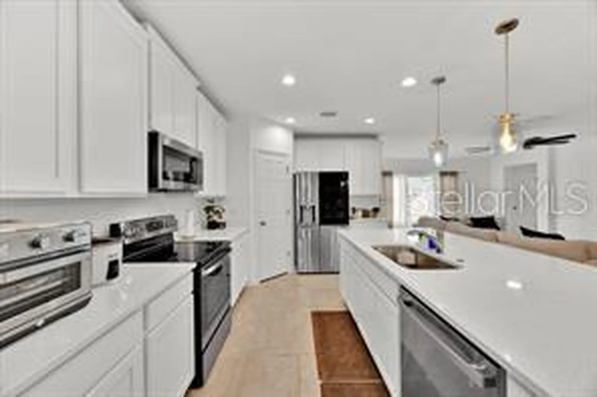 358 Hamlet Loop Davenport FL 33837