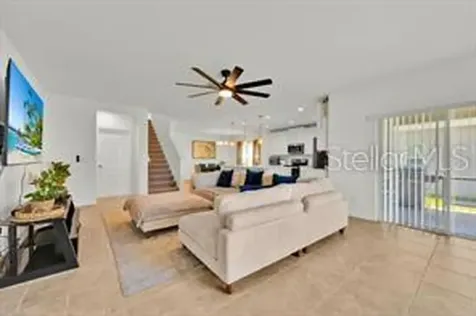 358 Hamlet Loop Davenport FL 33837