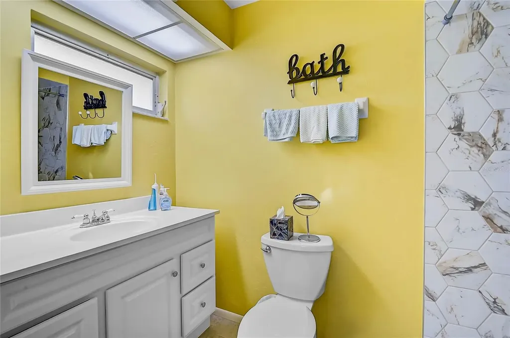 7128 W Country Club Drive N Sarasota FL 34243