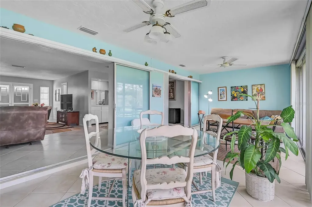 7128 W Country Club Drive N Sarasota FL 34243