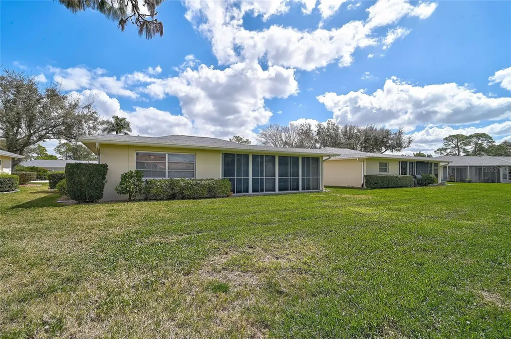 7128 W Country Club Drive N Sarasota FL 34243