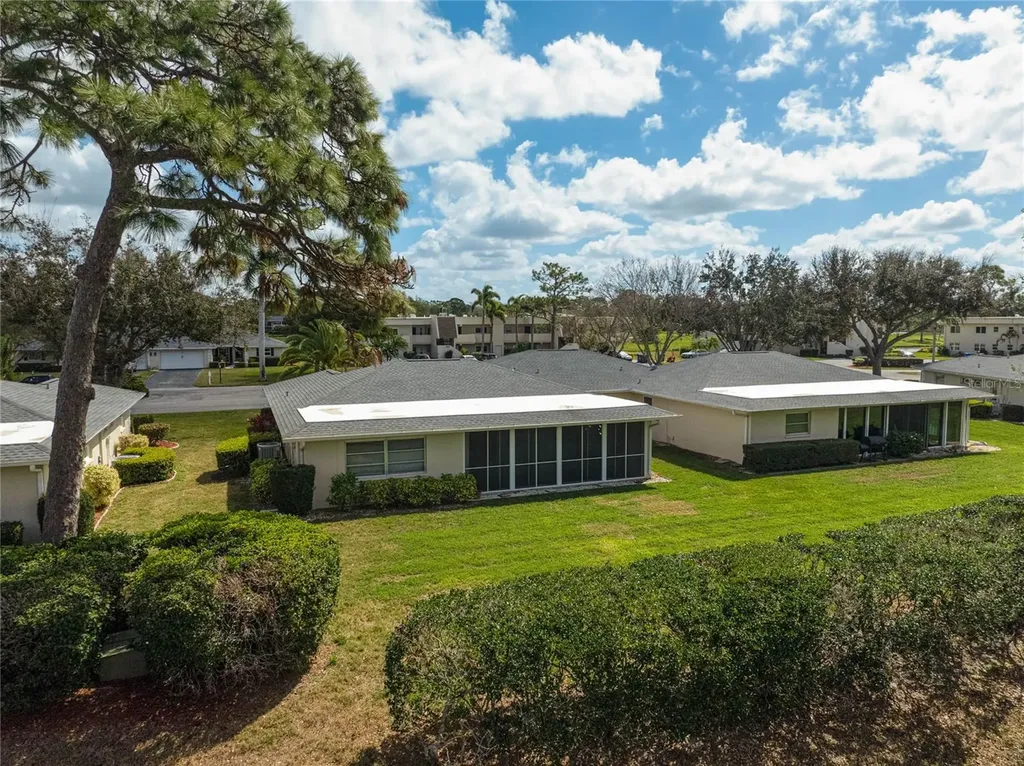 7128 W Country Club Drive N Sarasota FL 34243