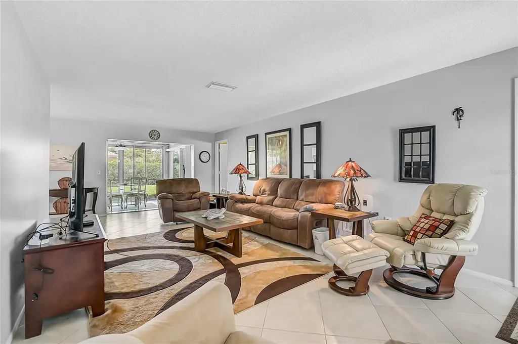 7128 W Country Club Drive N Sarasota FL 34243
