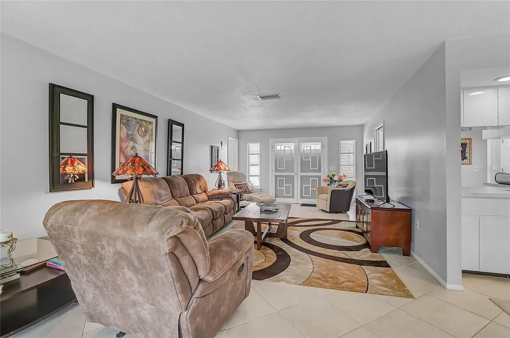 7128 W Country Club Drive N Sarasota FL 34243