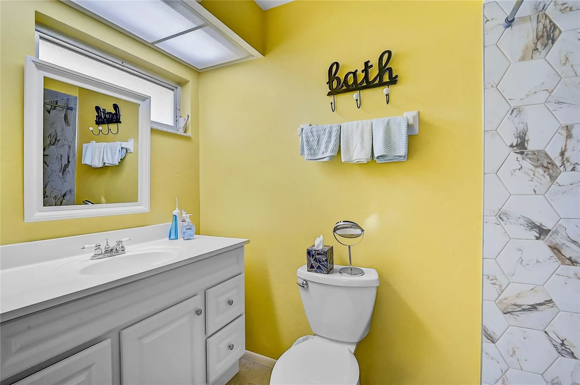 7128 W Country Club Drive N Sarasota FL 34243