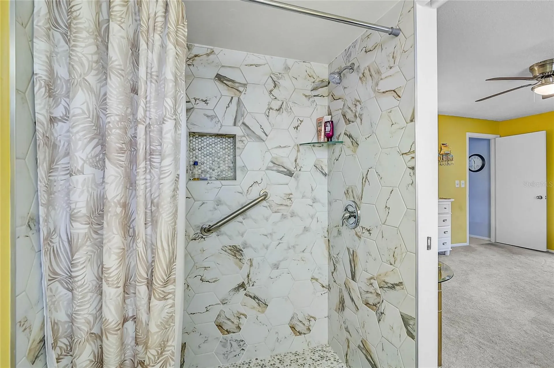 7128 W Country Club Drive N Sarasota FL 34243
