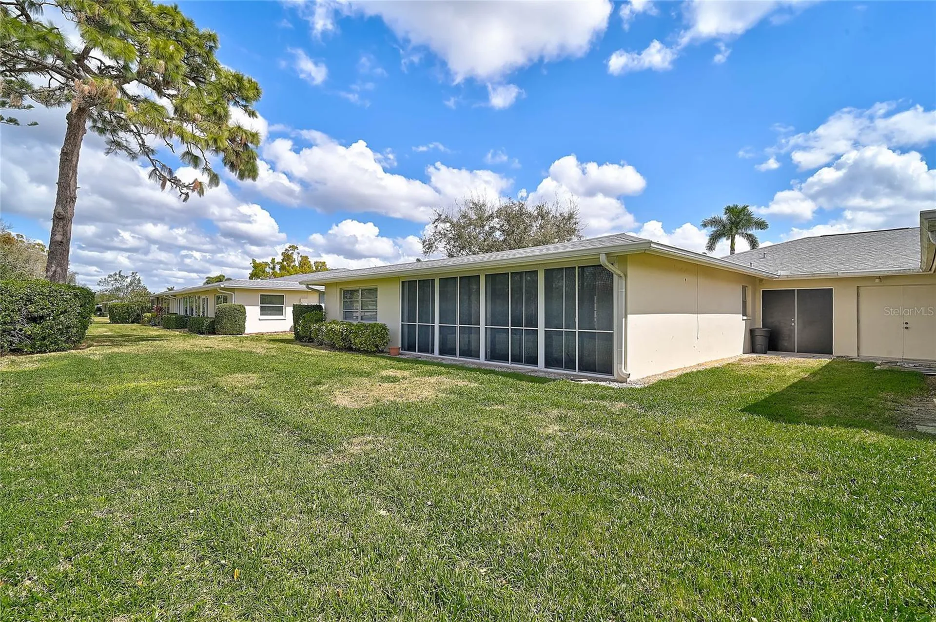 7128 W Country Club Drive N Sarasota FL 34243