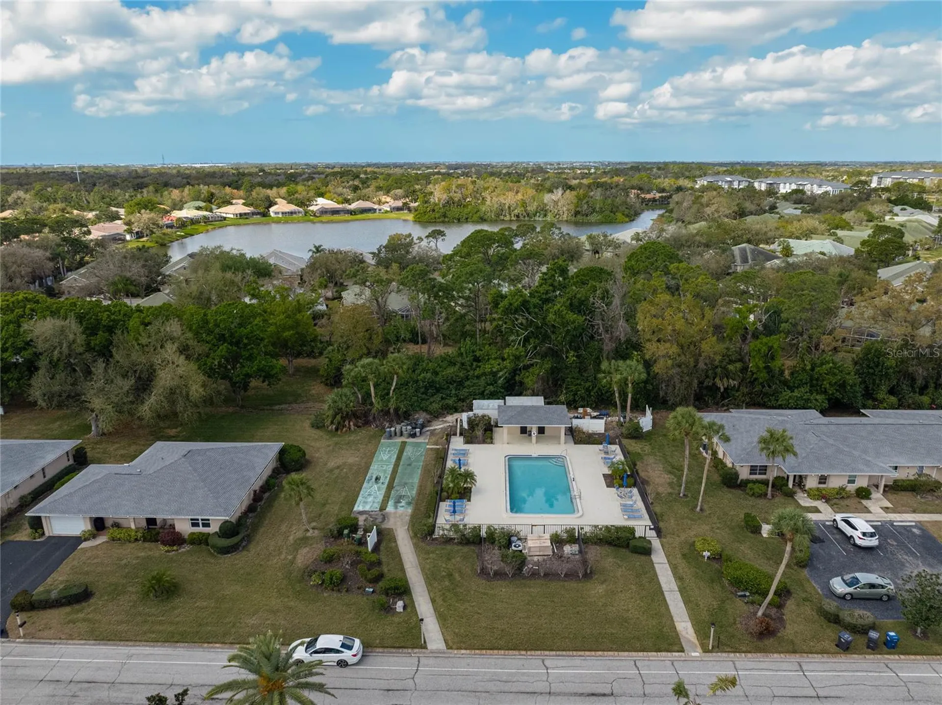 7128 W Country Club Drive N Sarasota FL 34243