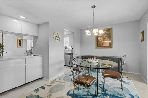 7128 W Country Club Drive N Sarasota FL 34243