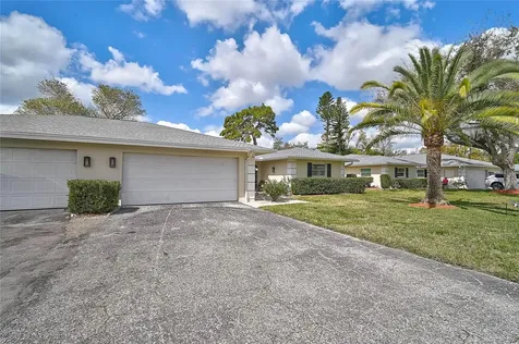 7128 W Country Club Drive N Sarasota FL 34243