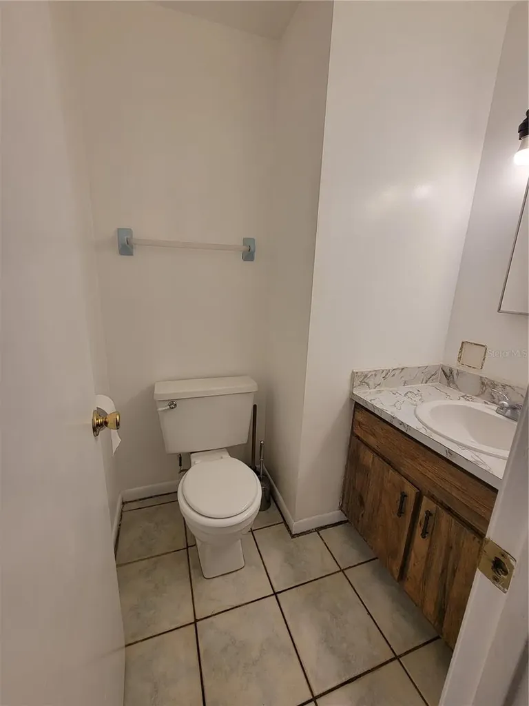 2304 NE 38th Street Ocala FL 34479