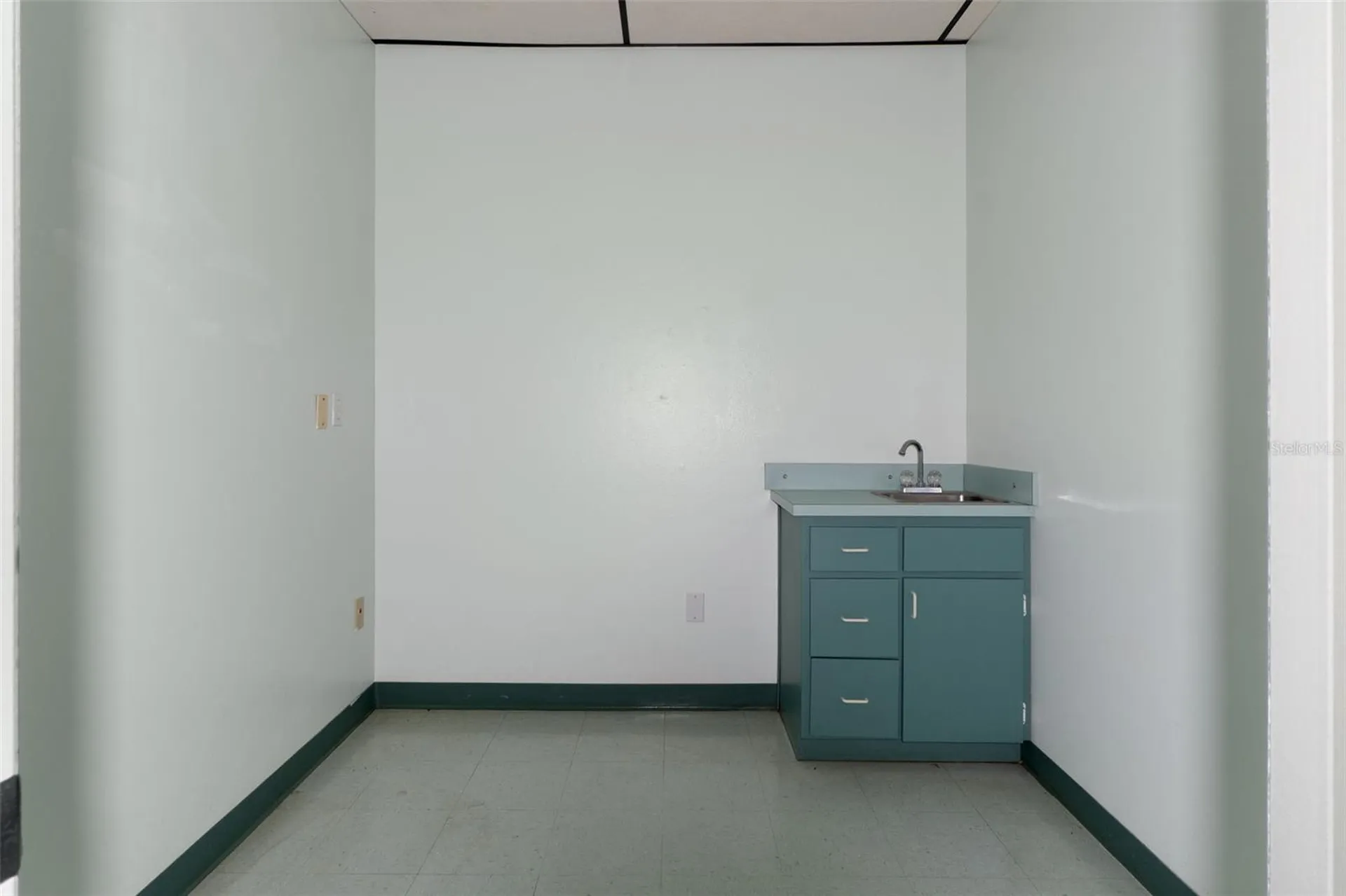 936 N Suncoast Boulevard Crystal River FL 34429