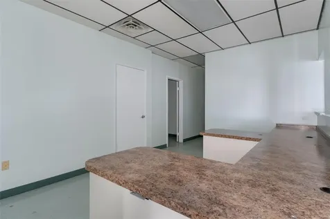 936 N Suncoast Boulevard Crystal River FL 34429