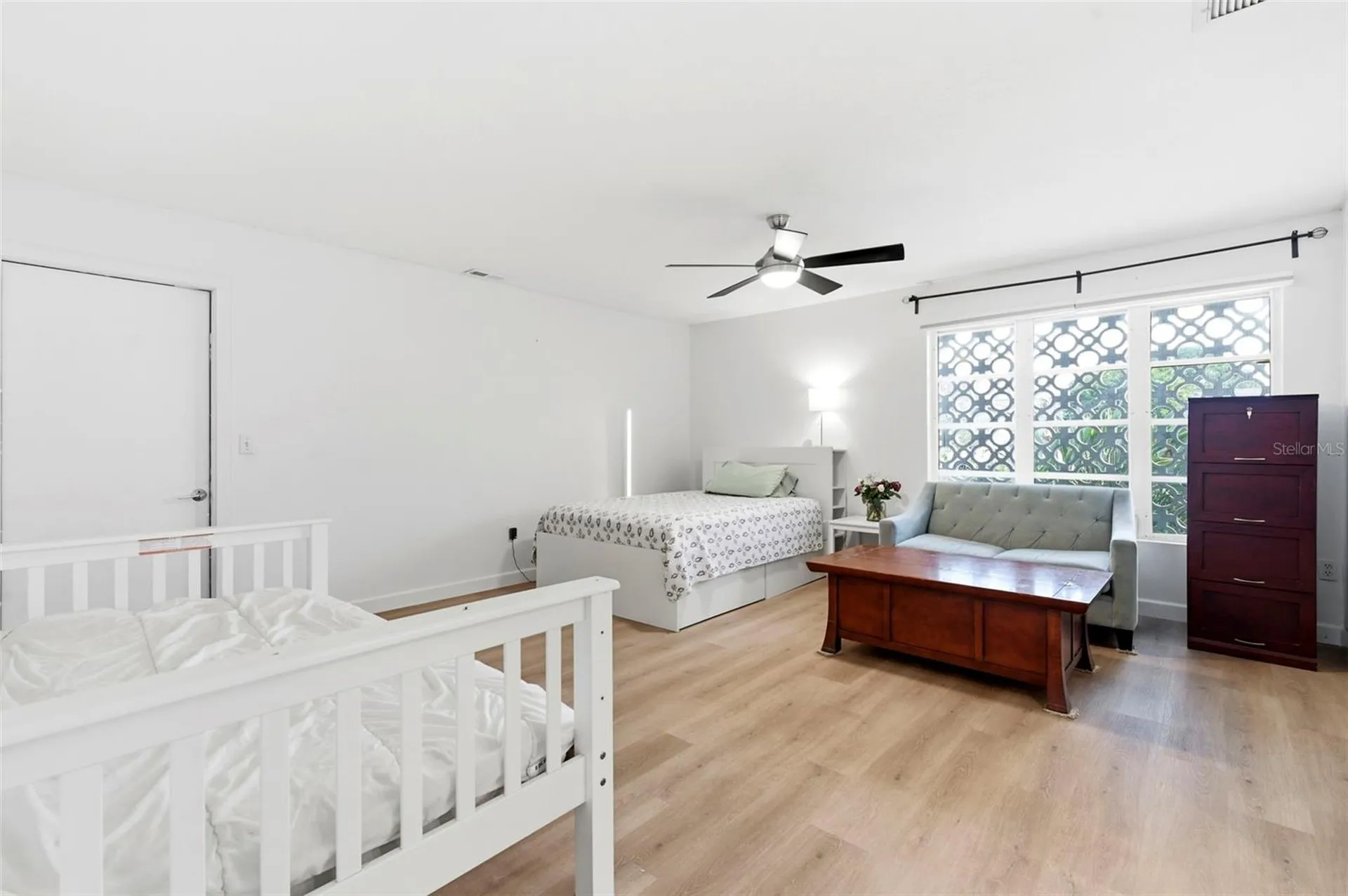 4179 38th Way S St Petersburg FL 33711
