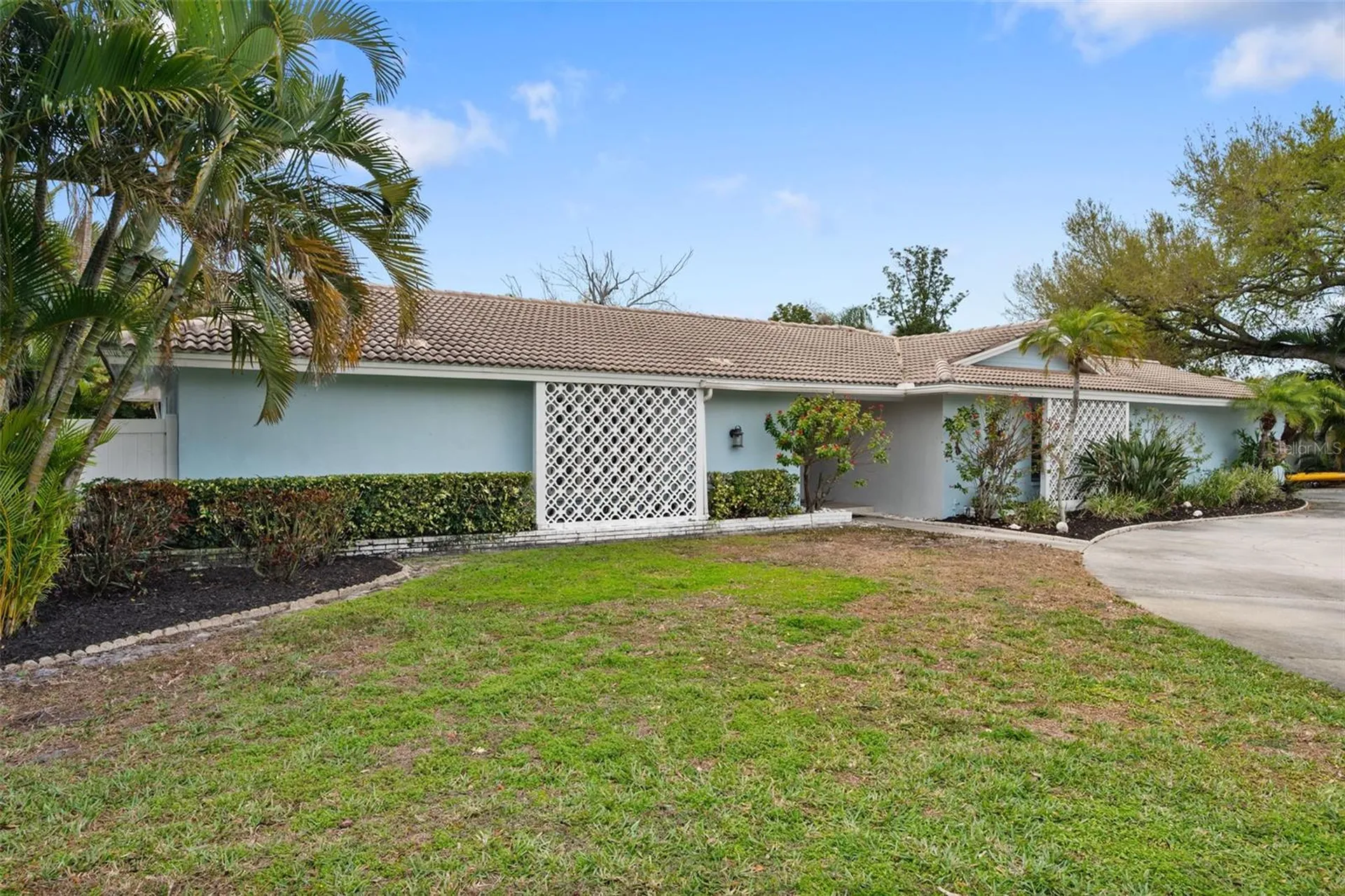4179 38th Way S St Petersburg FL 33711
