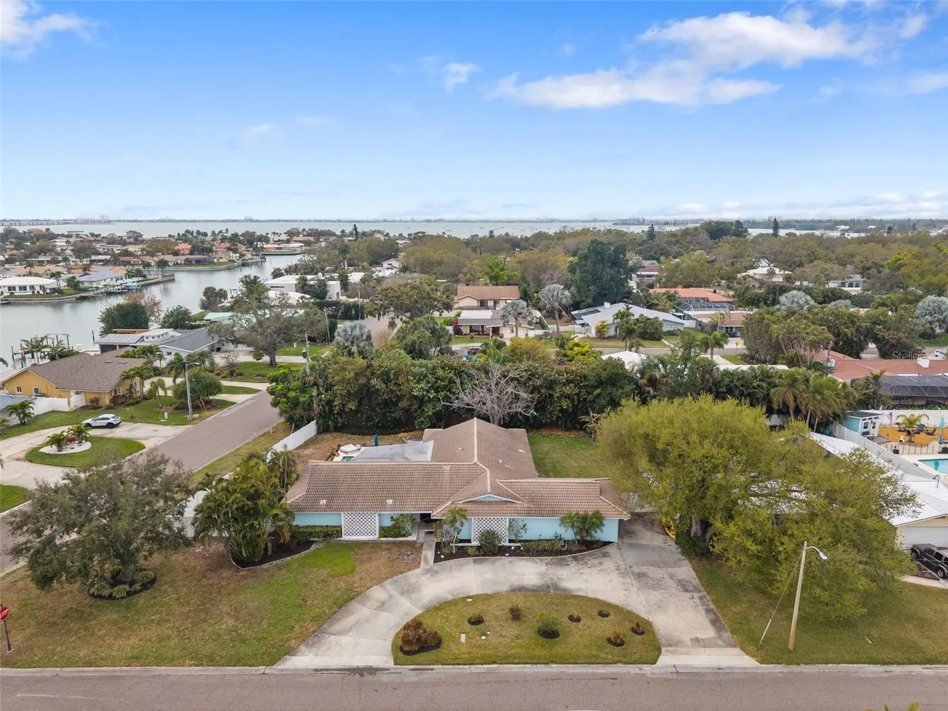 4179 38th Way S St Petersburg FL 33711
