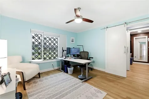 4179 38th Way S St Petersburg FL 33711
