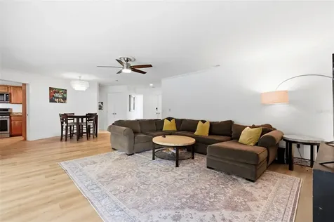 4179 38th Way S St Petersburg FL 33711
