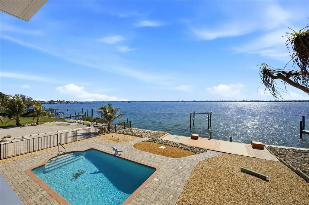 905 Chapin Boulevard Englewood FL 34223