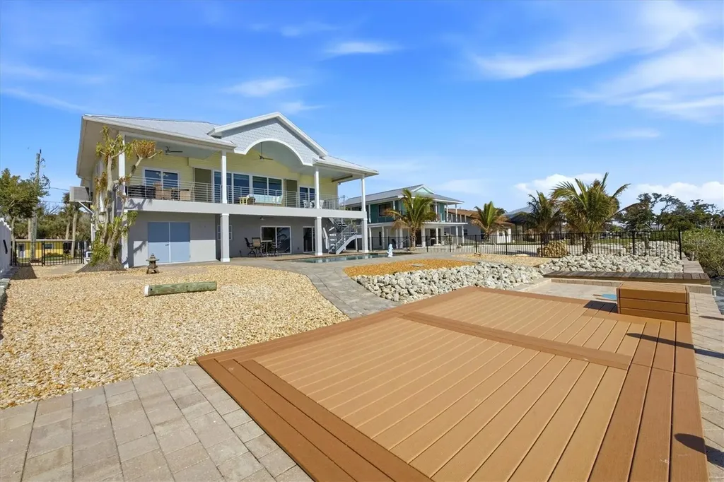 905 Chapin Boulevard Englewood FL 34223