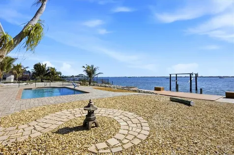 905 Chapin Boulevard Englewood FL 34223