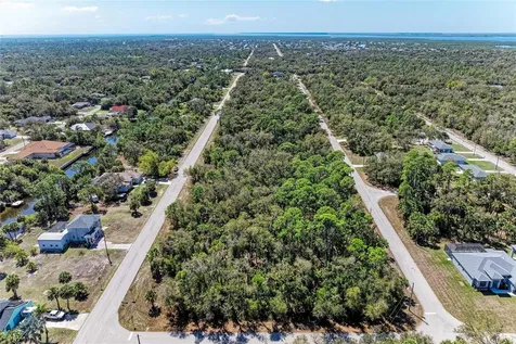 3059 Como Street Port Charlotte FL 33948