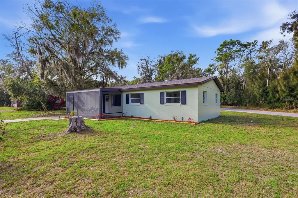 17230 County Road 450a Umatilla FL 32784