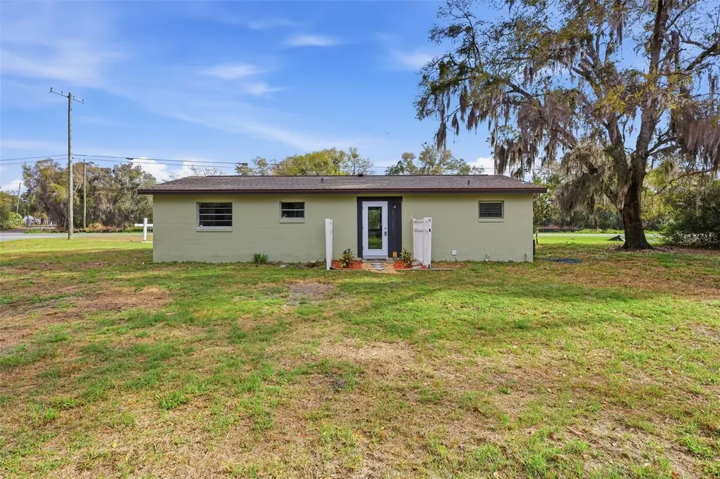 17230 County Road 450a Umatilla FL 32784