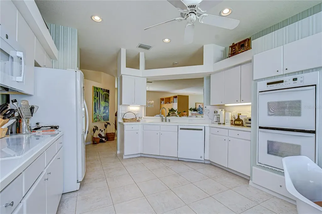 2963 Hickory Grove Drive Valrico FL 33596