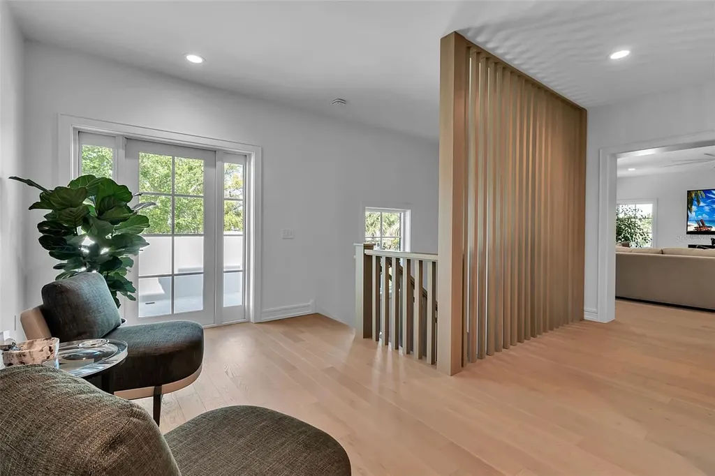 943 Pomelo Place Sarasota FL 34236