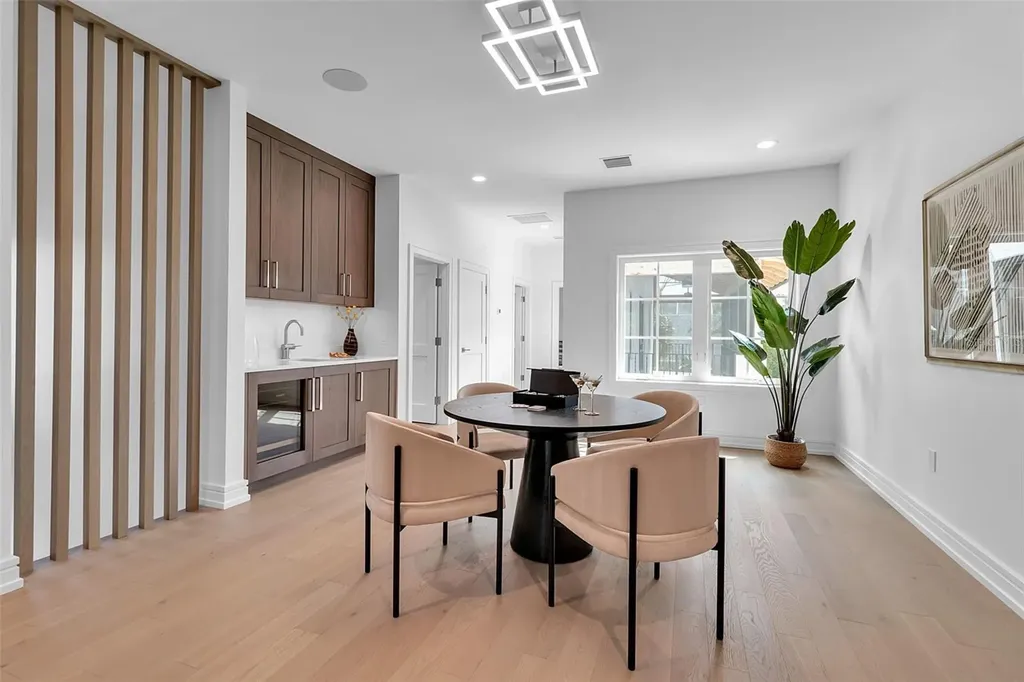 943 Pomelo Place Sarasota FL 34236