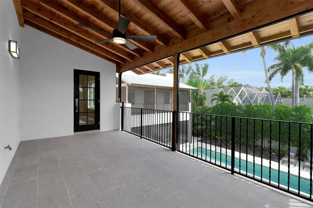 943 Pomelo Place Sarasota FL 34236